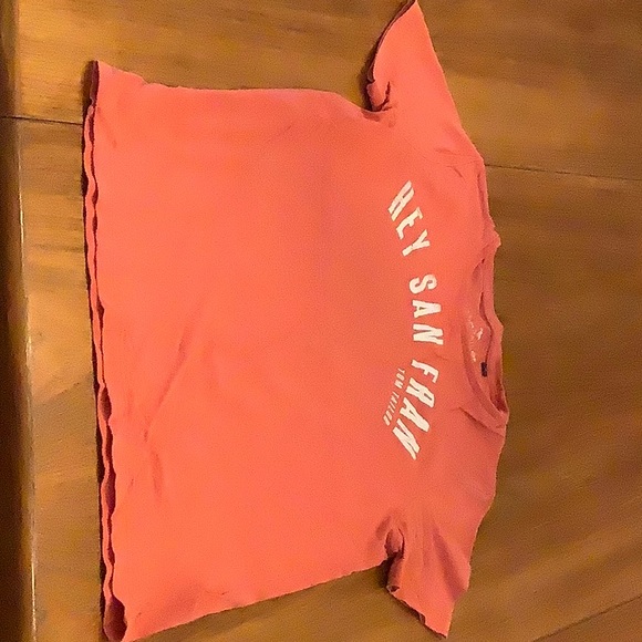 Tshirt size small (8) boy - Picture 2 of 2